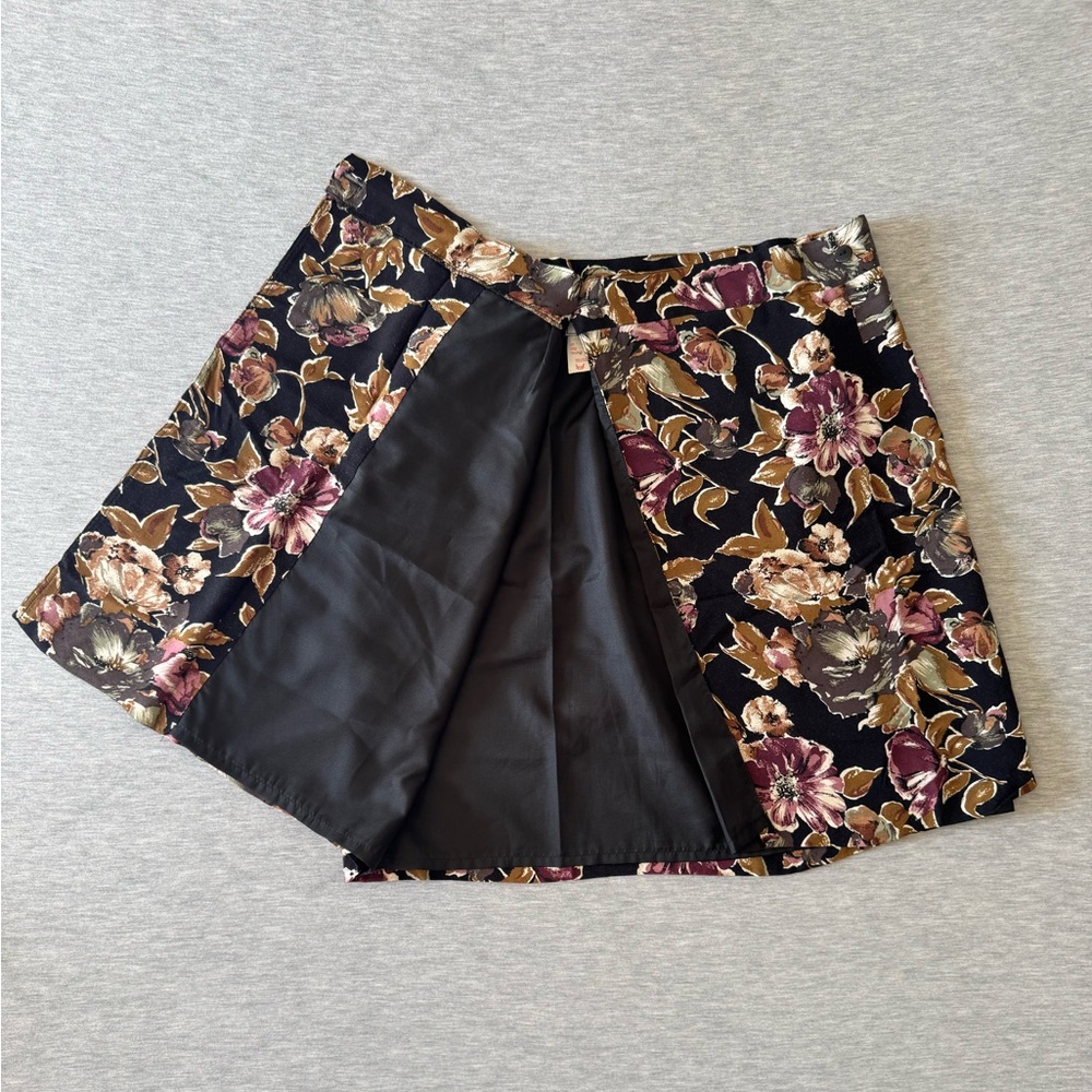 90s Vintage Printed skort - waist 15 inch